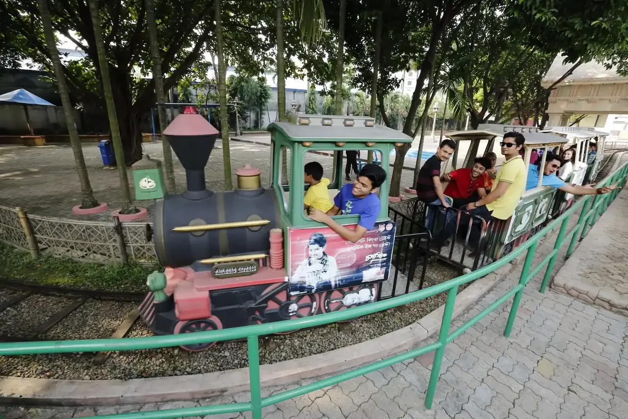 Family-train